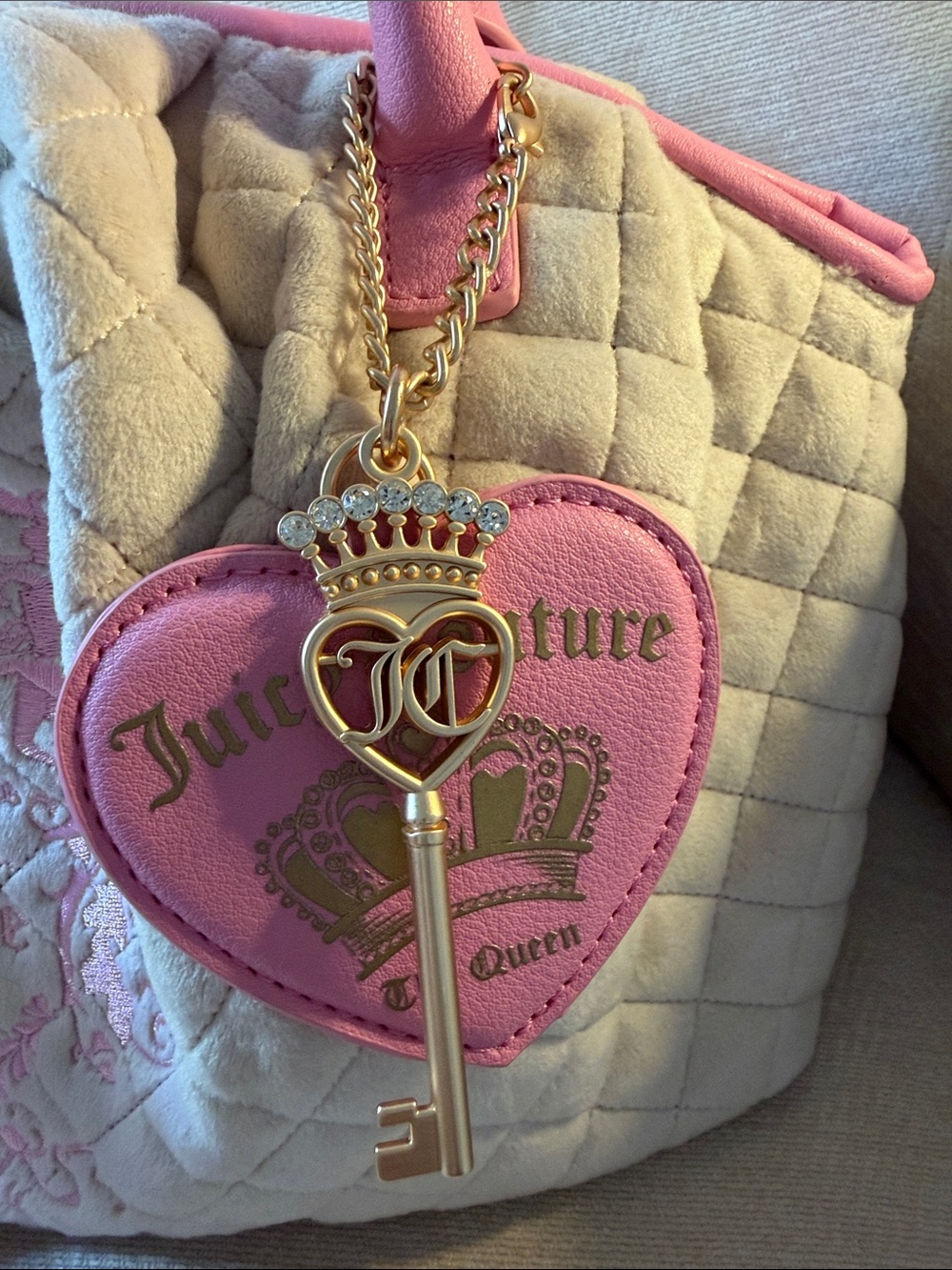Juicy Couture Pink & Cream Quilted Satchel with Bow Accent - Picture 6 of 16